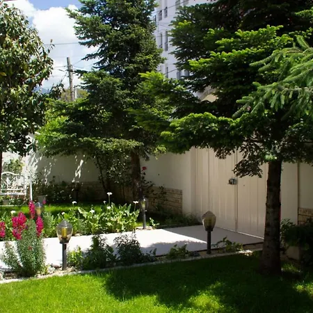 Luxury Apartament Konukevi *