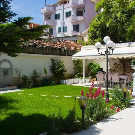 Luxury Apartament Konukevi Tiran