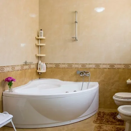 Konukevi Luxury Apartament Tiran