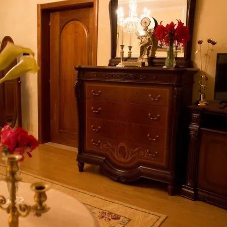 Konukevi Luxury Apartament Tiran